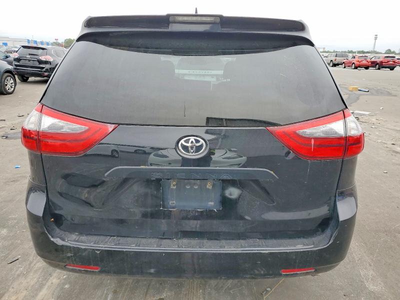 Фото 6 - TOYOTA SIENNA