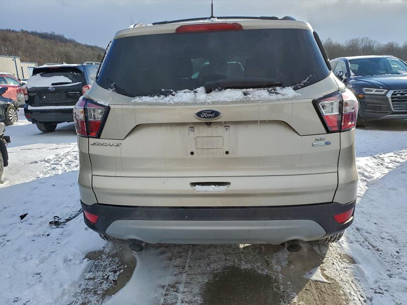 Фото 6 - FORD ESCAPE