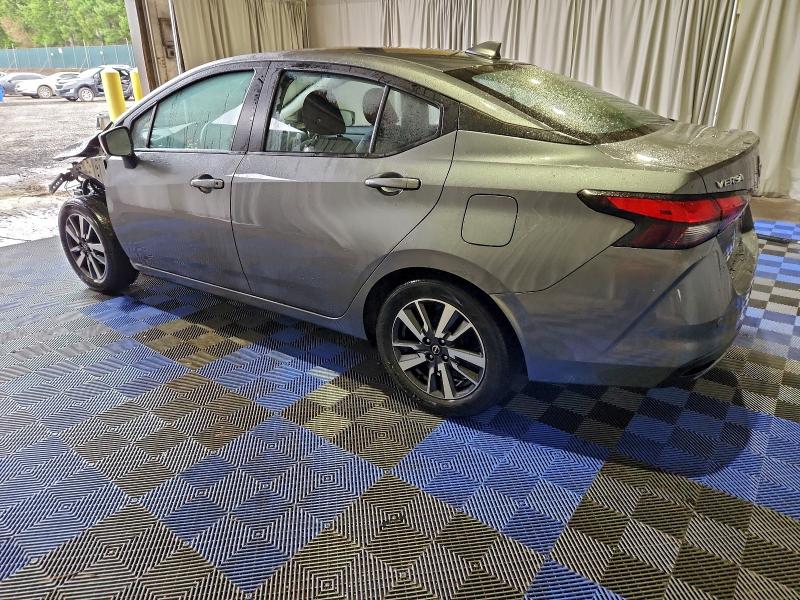 Фото 2 - NISSAN VERSA