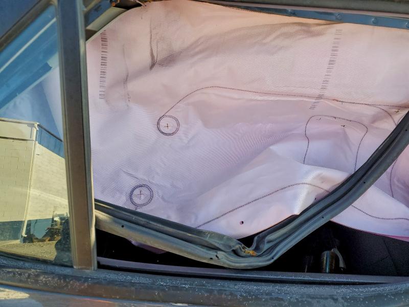 Фото 10 - HYUNDAI VENUE