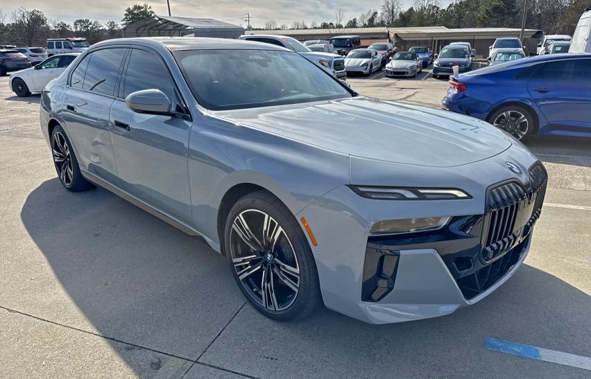 Фото 1 - BMW 7 SERIES