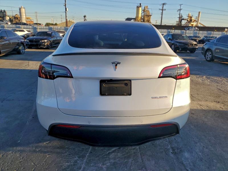 Фото 6 - TESLA MODEL Y