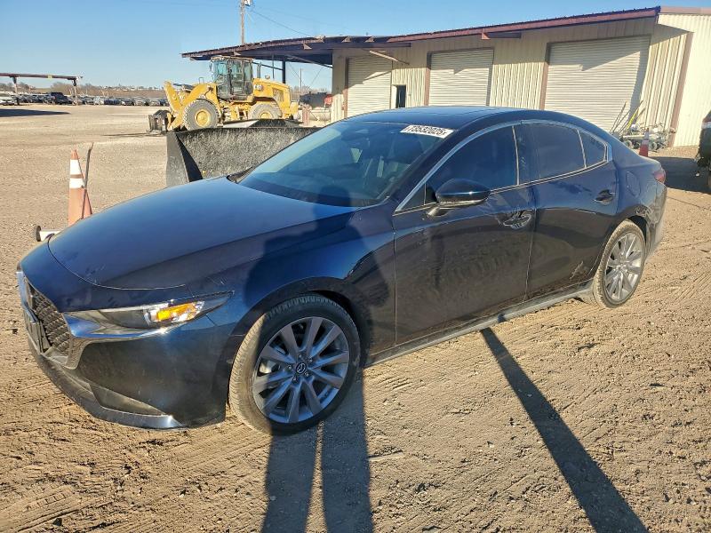 Фото 1 - MAZDA 3