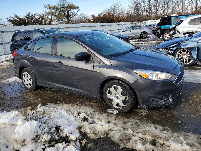 Фото 4 - FORD FOCUS