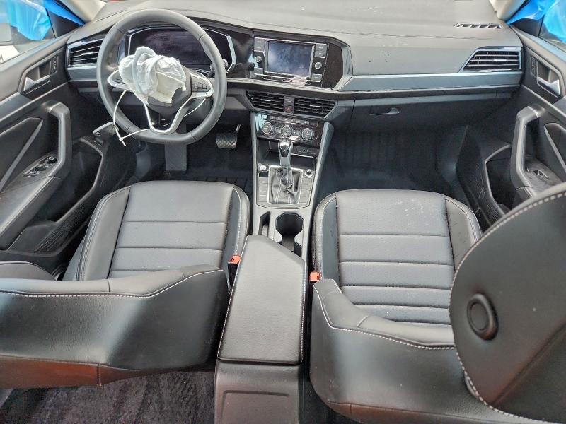 Фото 8 - VOLKSWAGEN JETTA