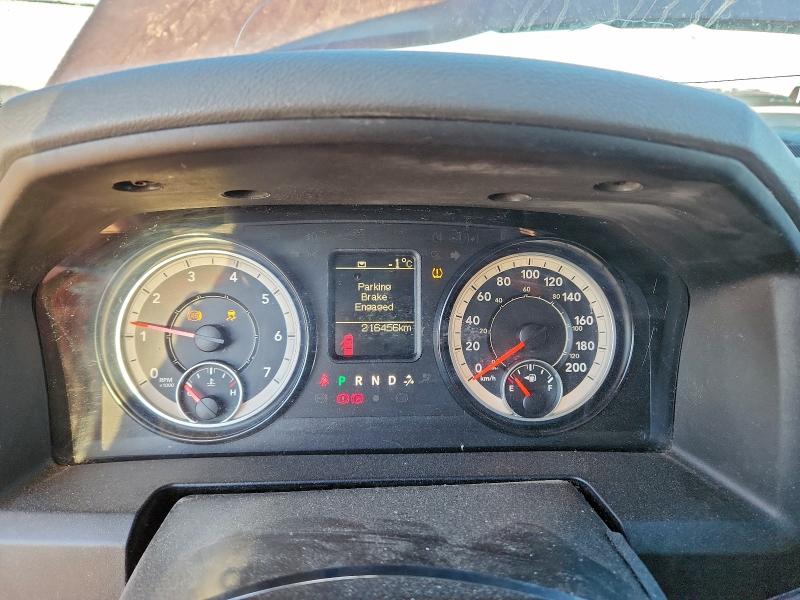 Фото 9 - RAM 1500