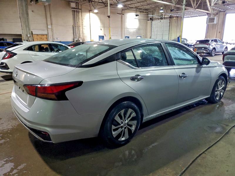 Фото 3 - NISSAN ALTIMA