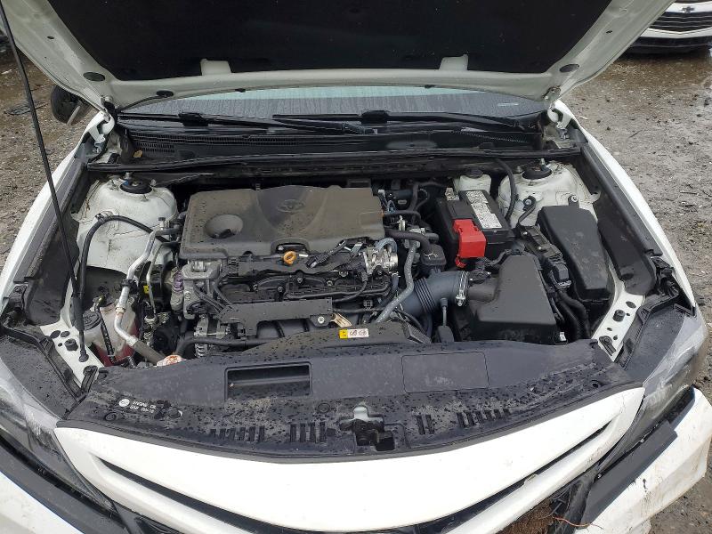 Фото 11 - TOYOTA CAMRY