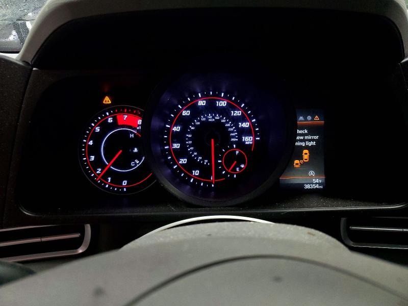 Фото 9 - HYUNDAI ELANTRA