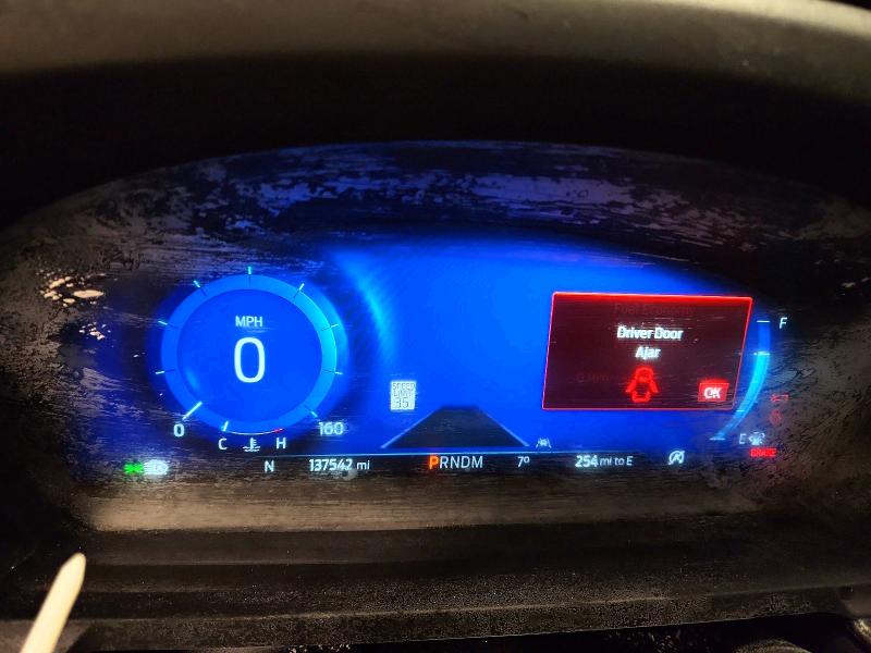 Фото 9 - FORD EXPLORER