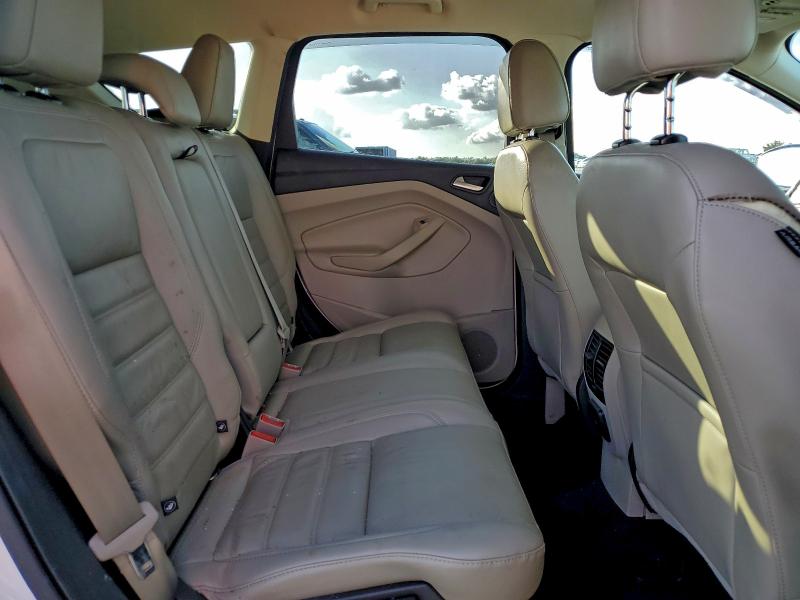 Фото 10 - FORD ESCAPE