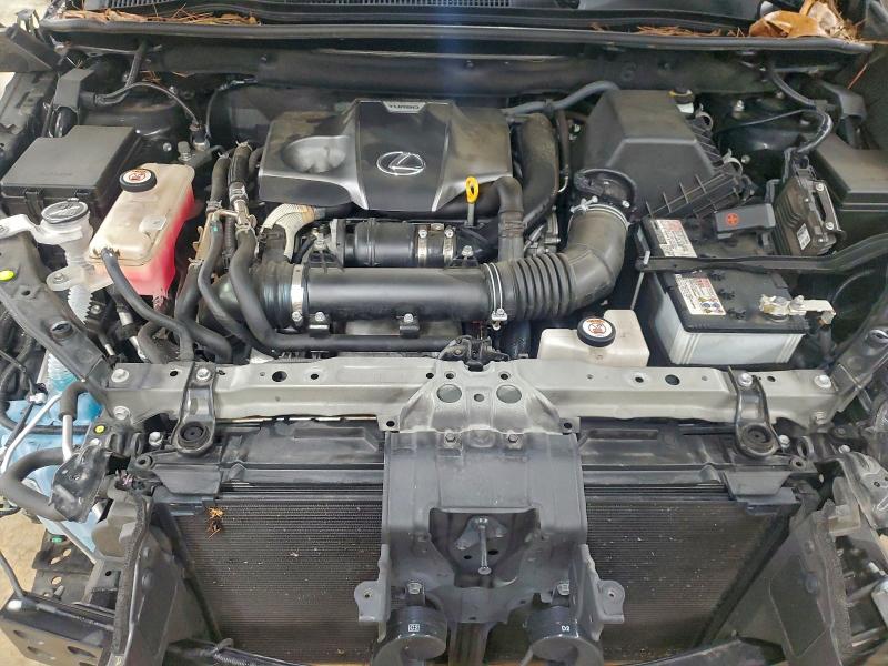 Фото 12 - LEXUS NX