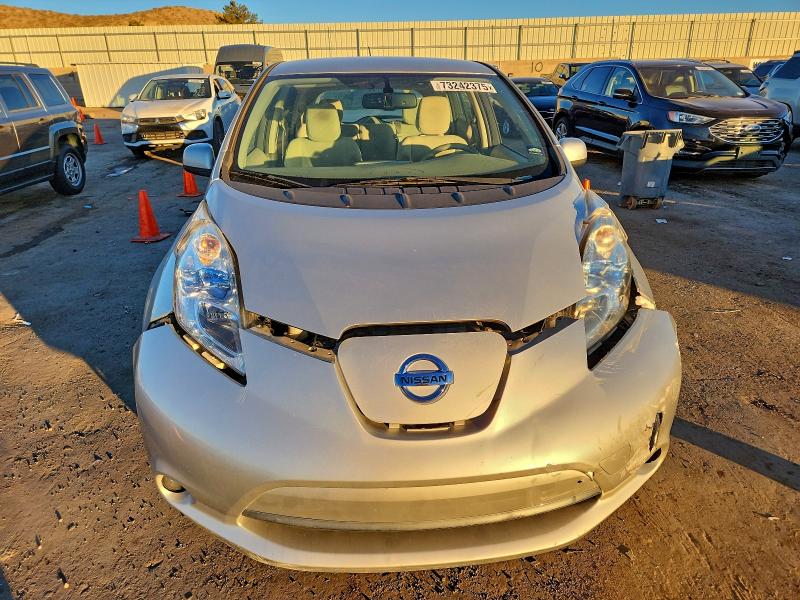 Фото 5 - NISSAN LEAF