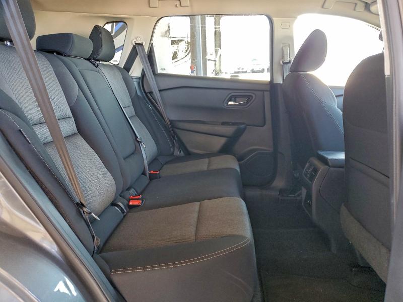 Фото 10 - NISSAN ROGUE