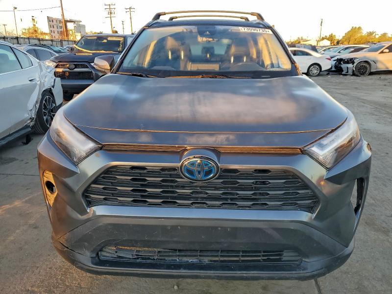 Фото 5 - TOYOTA RAV4