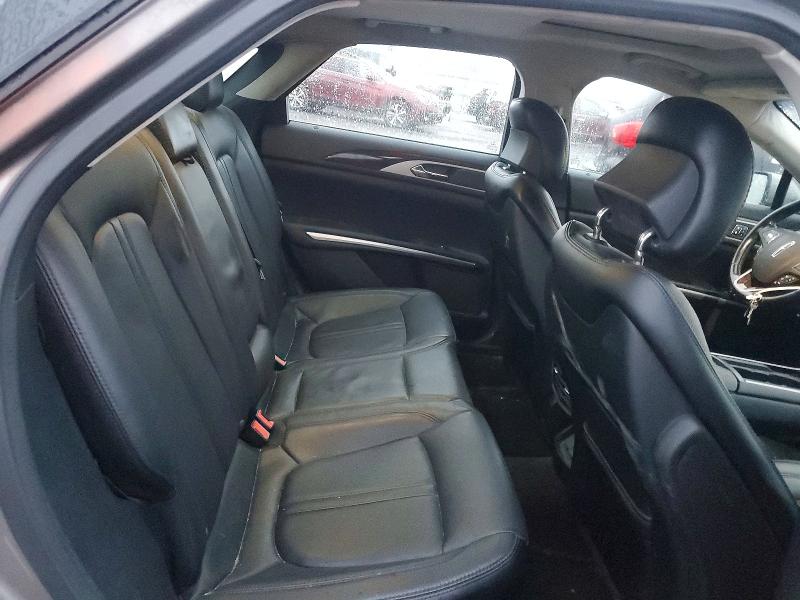 Фото 10 - LINCOLN MKZ