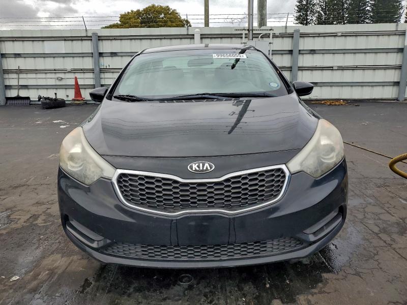 Фото 5 - KIA FORTE