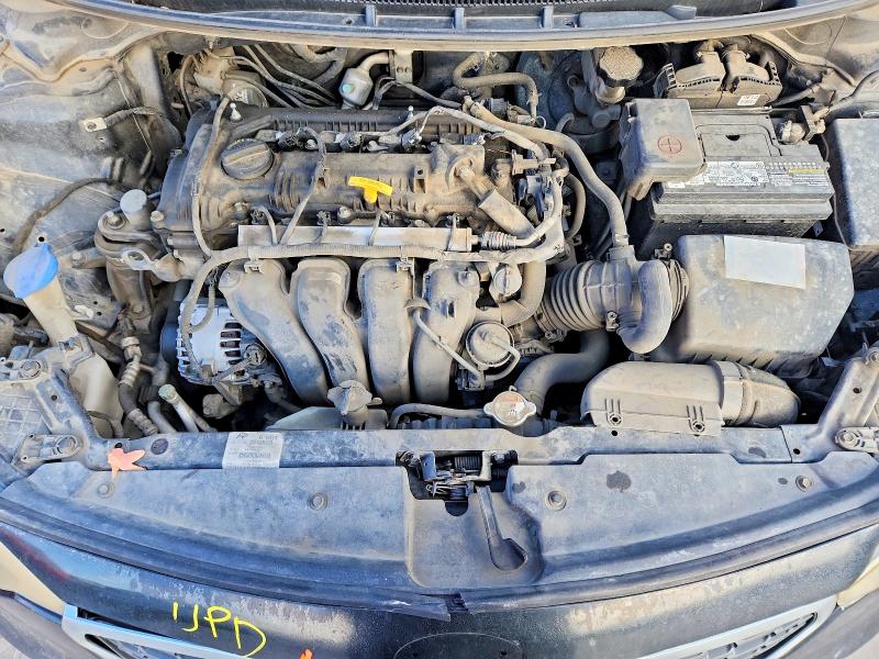 Фото 11 - KIA FORTE