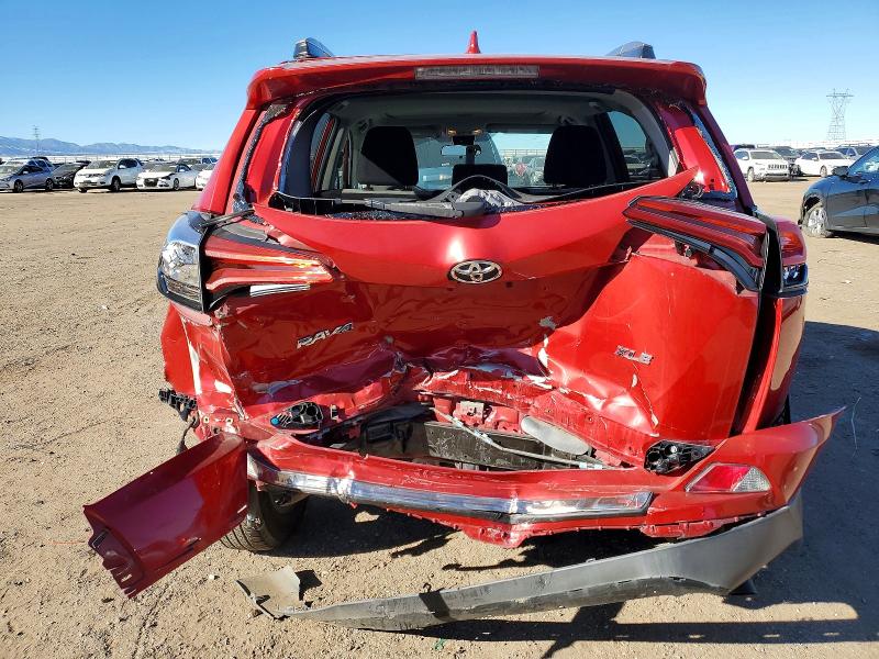 Фото 6 - TOYOTA RAV4