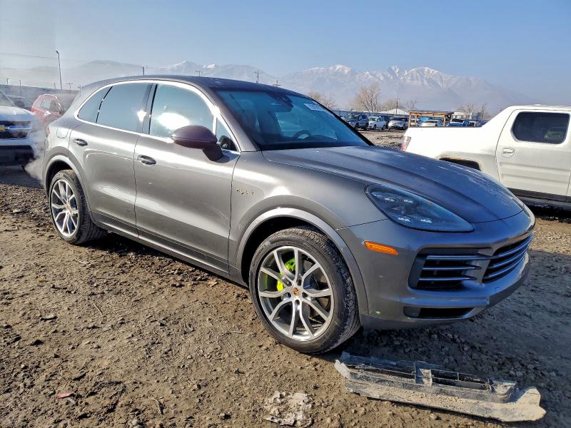 Фото 4 - PORSCHE CAYENNE