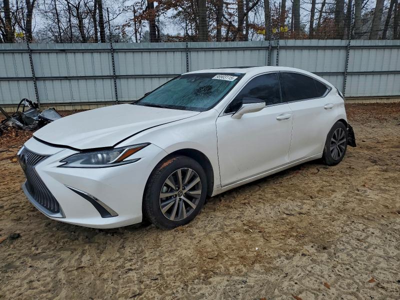 Фото 1 - LEXUS ES350