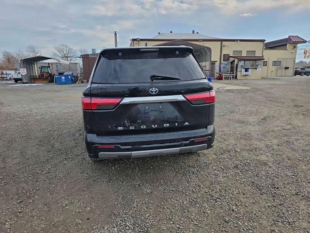 Фото 6 - TOYOTA SEQUOIA