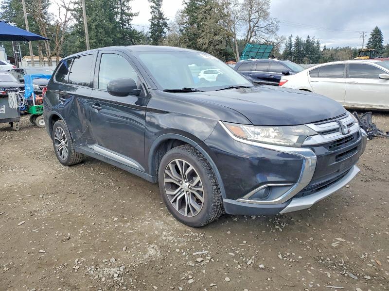 Фото 4 - MITSUBISHI OUTLANDER