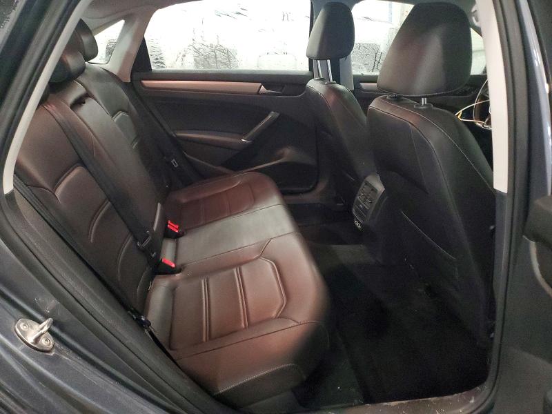 Фото 10 - VOLKSWAGEN PASSAT