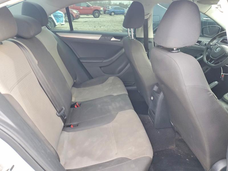 Фото 10 - VOLKSWAGEN JETTA