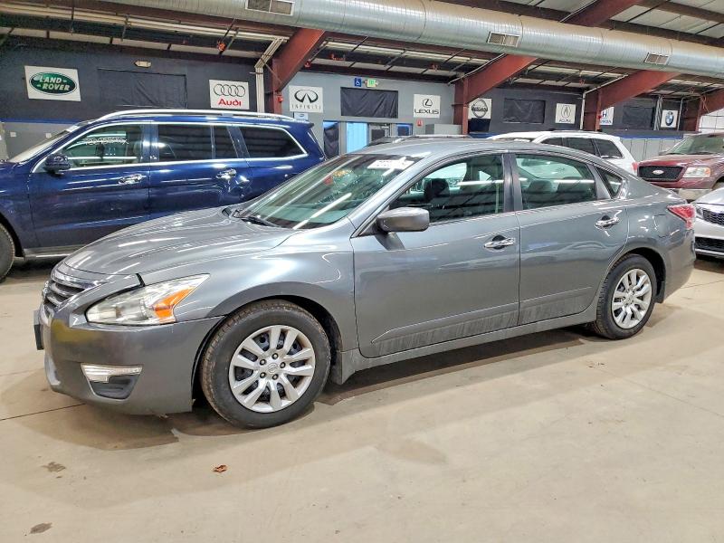 Фото 1 - NISSAN ALTIMA