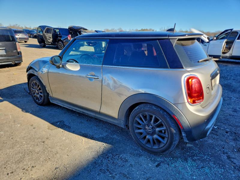 Фото 2 - MINI COOPER