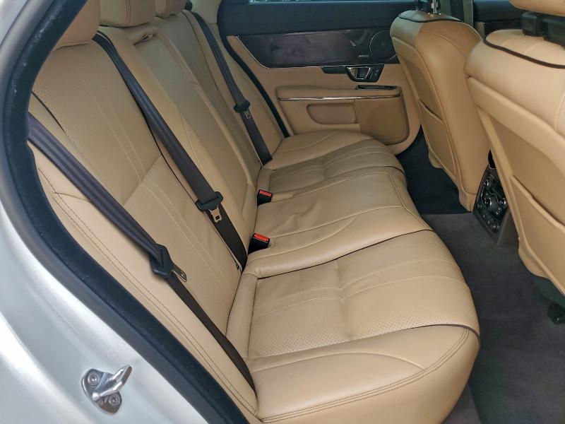 Фото 10 - JAGUAR XJ