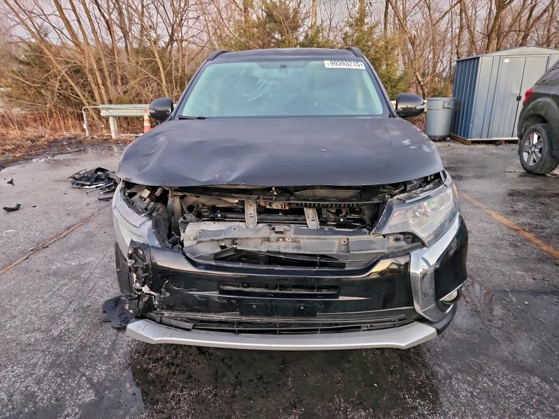 Фото 5 - MITSUBISHI OUTLANDER