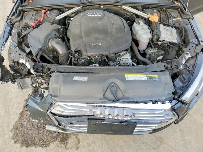 Фото 11 - AUDI A4