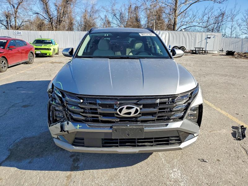 Фото 5 - HYUNDAI TUCSON