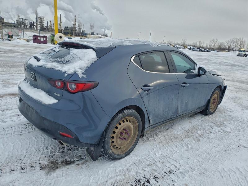 Фото 3 - MAZDA 3