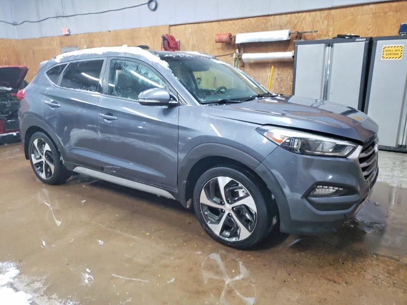 Фото 4 - HYUNDAI TUCSON