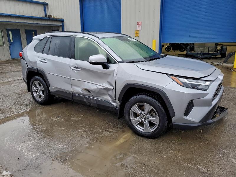 Фото 4 - TOYOTA RAV4