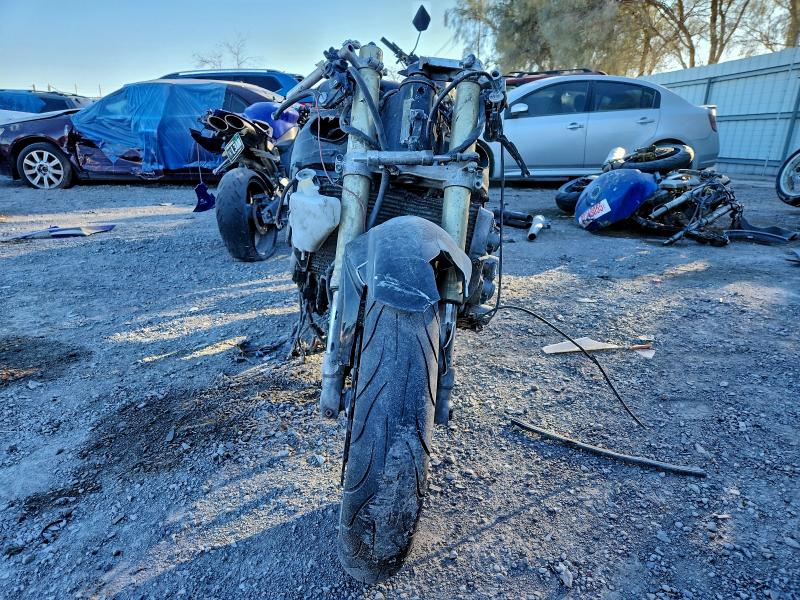 Фото 2 - SUZUKI GSXR1000