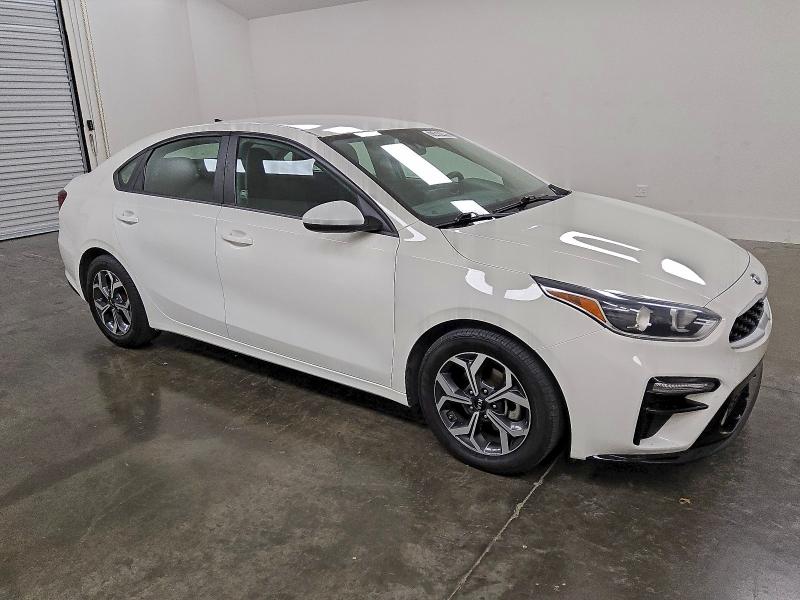 Фото 4 - KIA FORTE