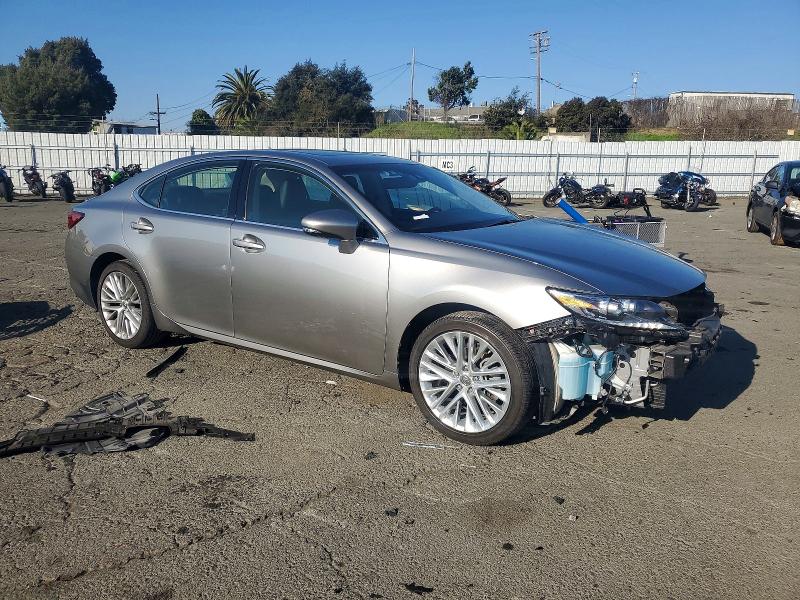 Фото 4 - LEXUS ES350