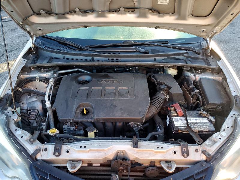 Фото 11 - TOYOTA COROLLA