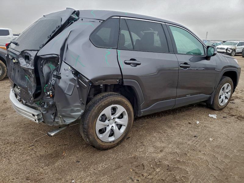 Фото 3 - TOYOTA RAV4