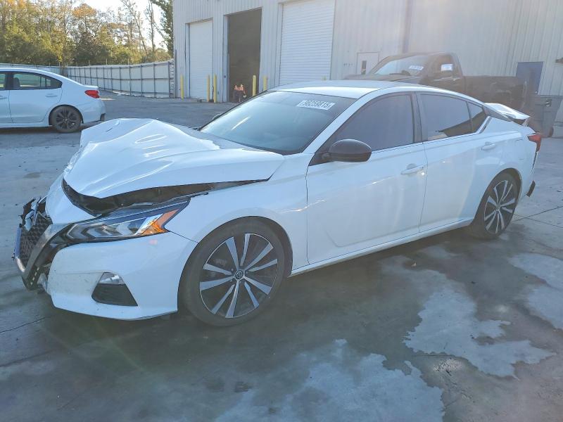 Фото 1 - NISSAN ALTIMA