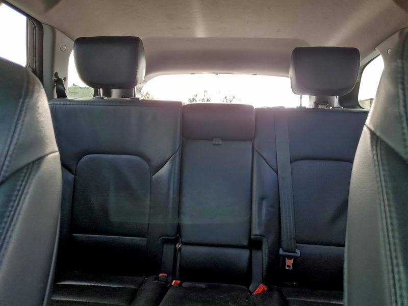 Фото 10 - HYUNDAI SANTA FE