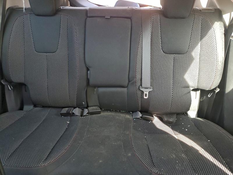 Фото 10 - CHEVROLET EQUINOX