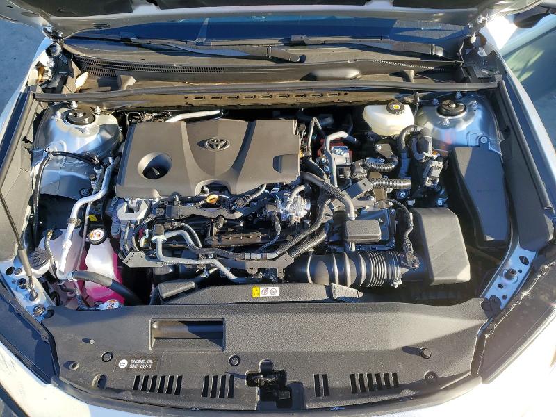 Фото 11 - TOYOTA CAMRY