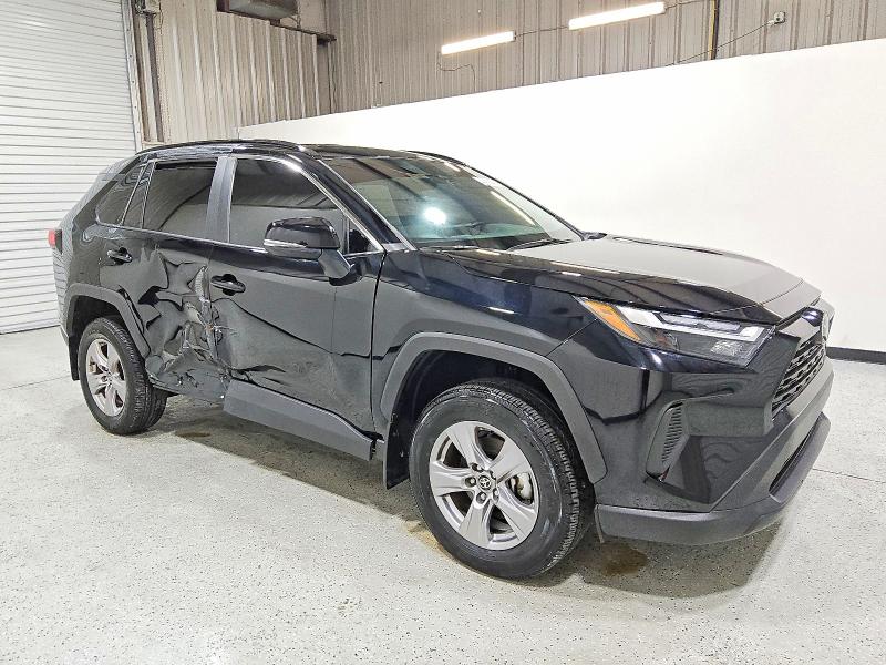 Фото 4 - TOYOTA RAV4