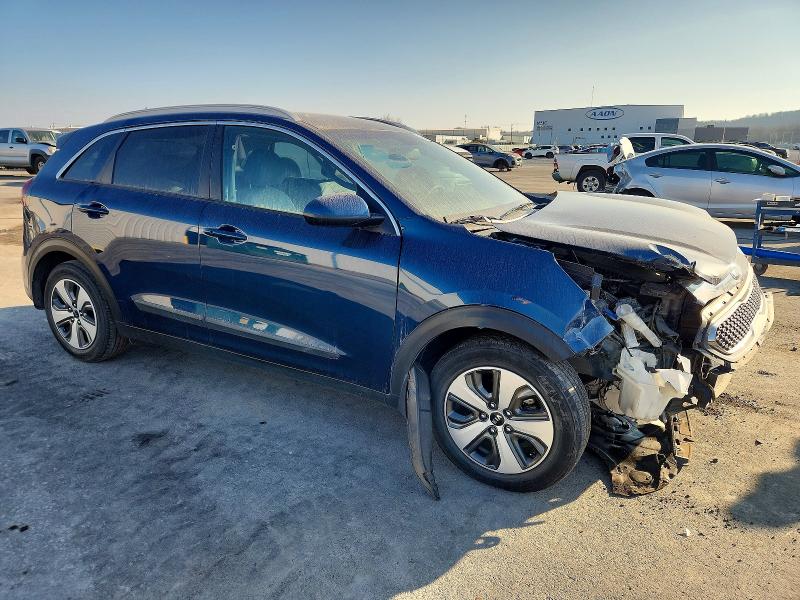 Фото 4 - KIA NIRO