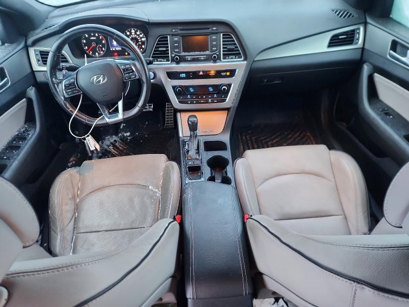 Фото 8 - HYUNDAI SONATA